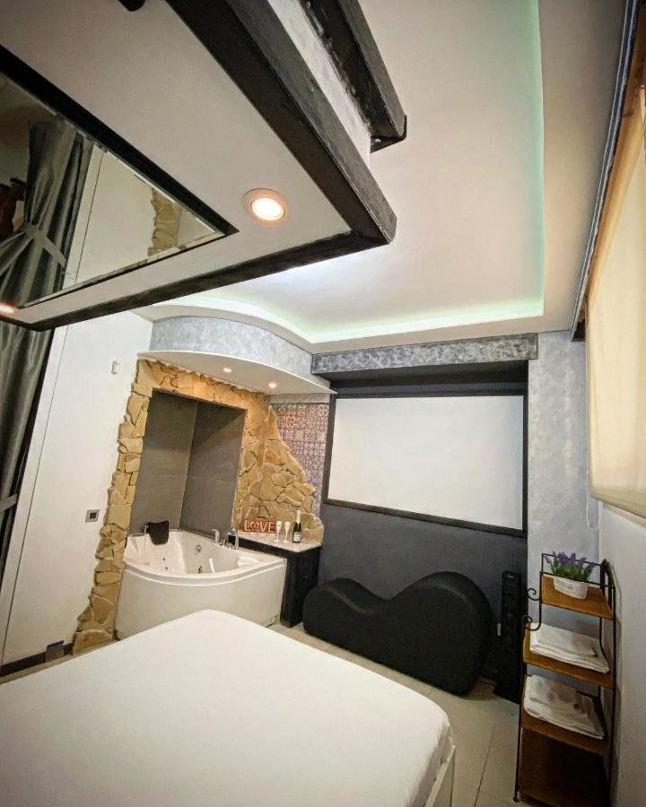 קאלאפיי Aparta Suite La Nuit מראה חיצוני תמונה