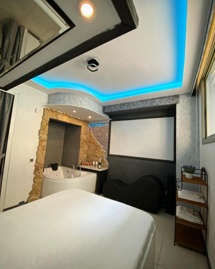 קאלאפיי Aparta Suite La Nuit מראה חיצוני תמונה